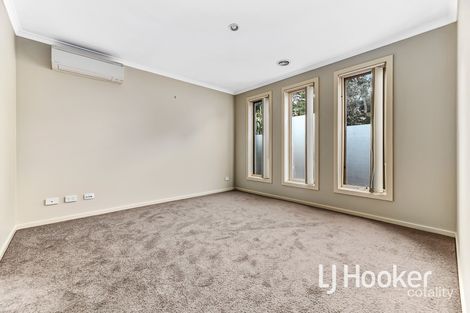 Property photo of 36 Golf Links Road Berwick VIC 3806