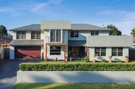 Property photo of 7 Conferta Court Wattle Grove NSW 2173