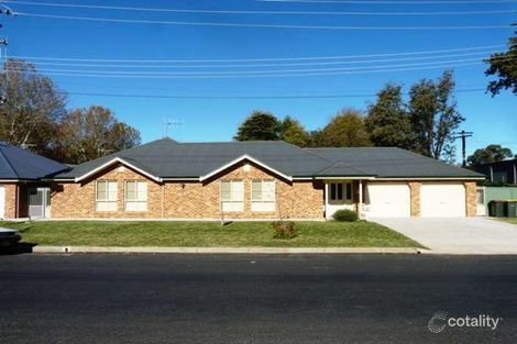 102d Peel St, Bathurst, NSW 2795