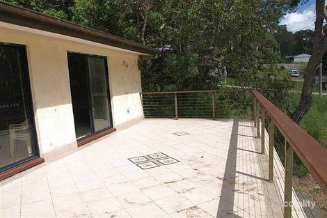 Property photo of 56 Hillside Parade Elizabeth Beach NSW 2428