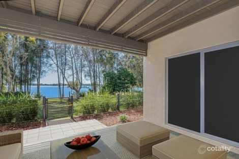 115/8 Spinnaker Dr, Sandstone Point, QLD 4511