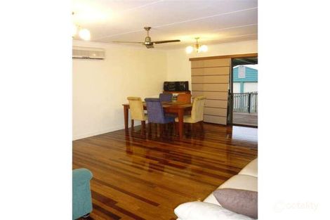 Property photo of 76 Limpus Street Urangan QLD 4655