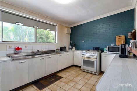 Property photo of 9 Fontaine Street Stafford Heights QLD 4053