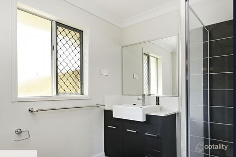 Property photo of 1/34 Pinelands Street Loganlea QLD 4131