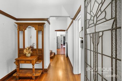 Property photo of 53 Gwenyfred Road Kensington WA 6151