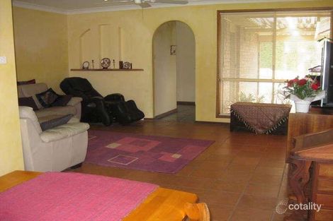 Property photo of 2 Osprey Close Mount Hutton NSW 2290