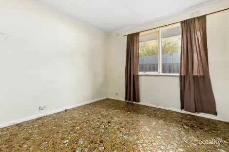 Property photo of 2 Hugo Court Fawkner VIC 3060