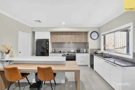 Property photo of 160 Stonehill Drive Maddingley VIC 3340