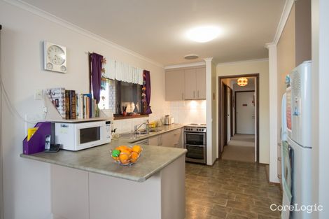 Property photo of 23 Haley Crescent Wodonga VIC 3690