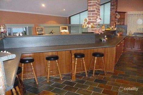 Property photo of 2 Jarrah Place Bossley Park NSW 2176