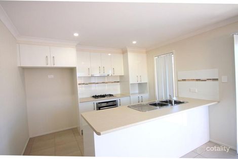 Property photo of 3/48 Lamington Drive Redbank Plains QLD 4301