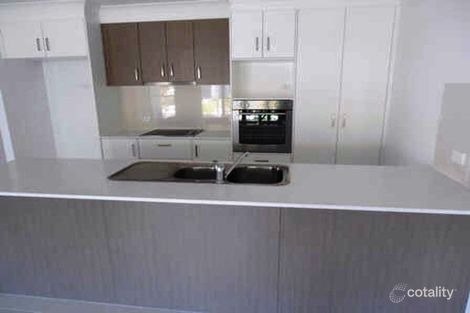 Property photo of 1/2 Holloways Court Blacks Beach QLD 4740