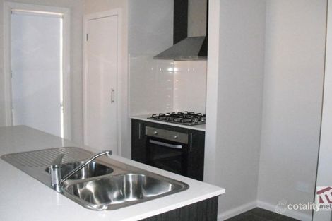 Property photo of 31 Holland Crescent Truganina VIC 3029