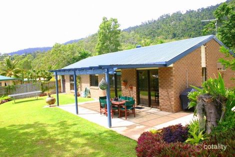 6 Laurence Cl, Cannonvale, QLD 4802