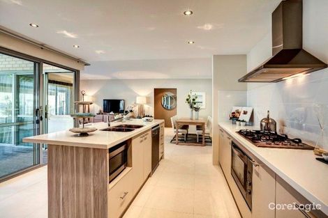 Property photo of 6 Solandri Bend Banksia Grove WA 6031