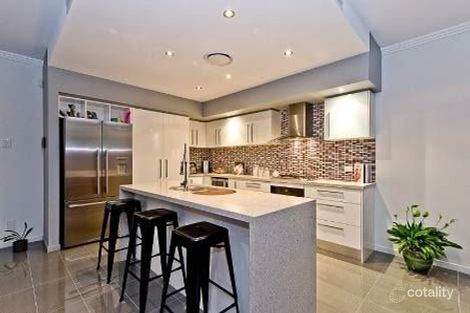 Property photo of 28 Pleystowe Crescent Hendra QLD 4011