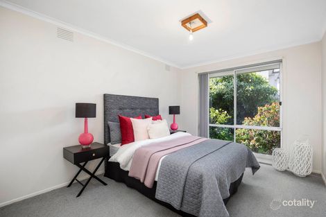 Property photo of 11/11 Hillston Road Moorabbin VIC 3189