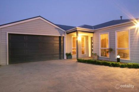 2/25 Seaview Ave, Mornington, VIC 3931