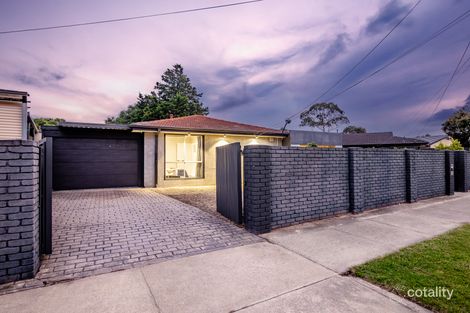 Property photo of 40 Valepark Crescent Cranbourne VIC 3977
