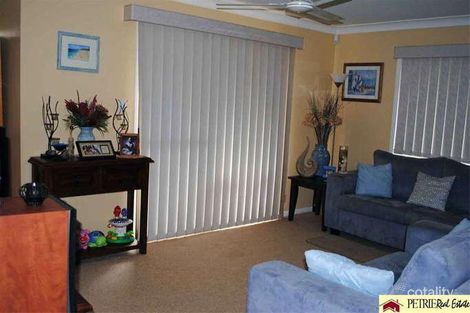 Property photo of 9 Kuring-Gai Chase Petrie QLD 4502