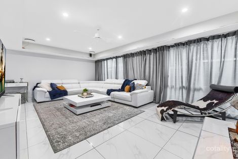 Property photo of 40 Valepark Crescent Cranbourne VIC 3977