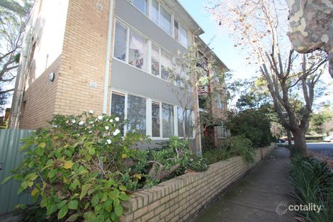 2/445 St Kilda St, Elwood, VIC 3184
