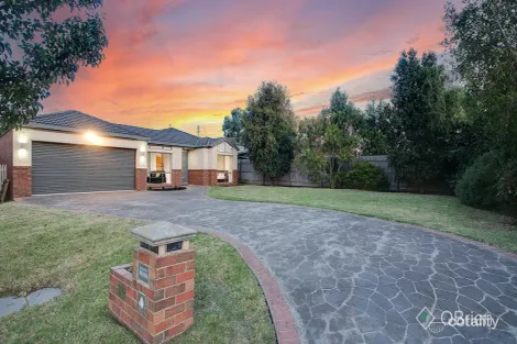 17 Middleham Cl, Cranbourne West, VIC 3977