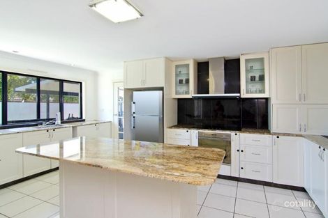 Property photo of 32 Illaroo Street Palm Beach QLD 4221