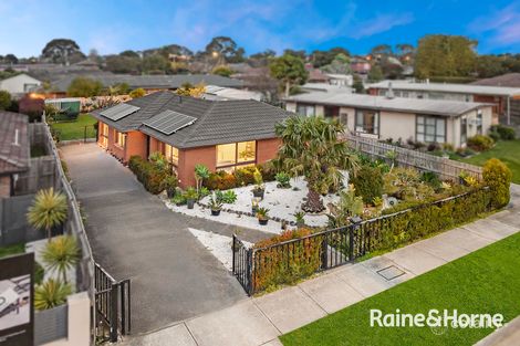 Property photo of 22 David Avenue Cranbourne VIC 3977
