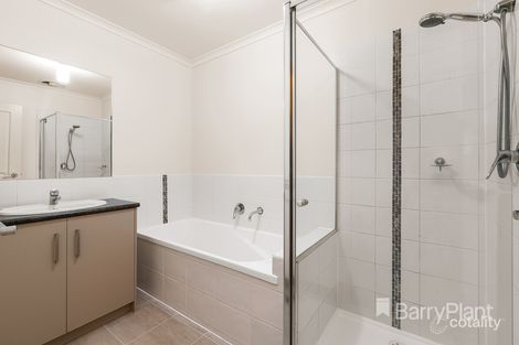 Property photo of 16A Greenville Street Mooroolbark VIC 3138