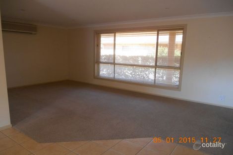 Property photo of 2/9 Inglis Street Lake Albert NSW 2650