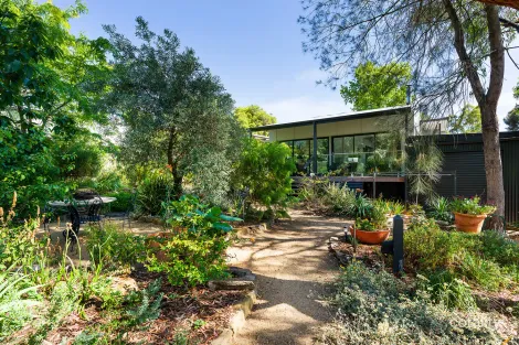 Property photo of 3 Thomas Street Castlemaine VIC 3450