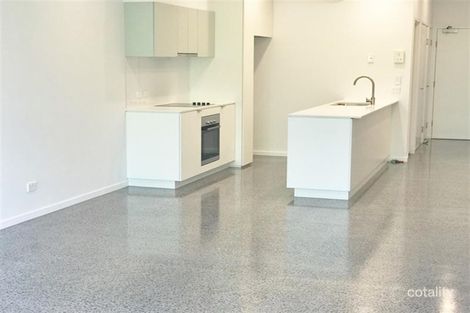 Property photo of 203/27 Ekibin Road Annerley QLD 4103