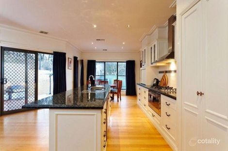 Property photo of 3 Hansa Court Kangaroo Flat VIC 3555