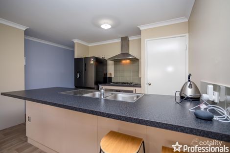 Property photo of 69 Ashworth Way Brookdale WA 6112