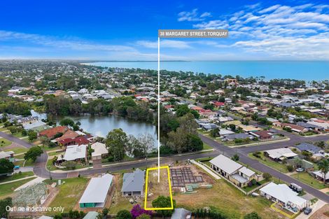 38 Margaret St, Urangan, QLD 4655