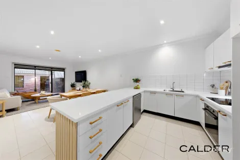 Property photo of 183 Cairnlea Drive Cairnlea VIC 3023