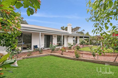 18 Hedges Ct, Mount Martha, VIC 3934