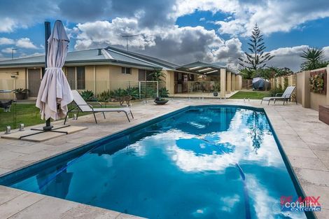 33 Rothesay Hts, Mindarie, WA 6030