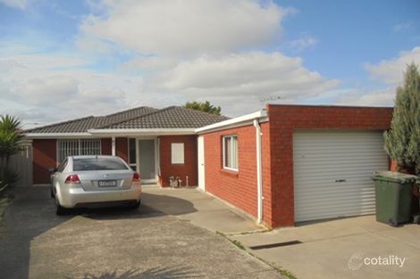 Property photo of 2/16 Yaralla Court Meadow Heights VIC 3048