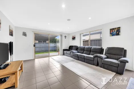Property photo of 3 Calypso Crescent Point Cook VIC 3030