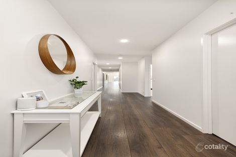 Property photo of 4 Bianca Crescent Greenvale VIC 3059