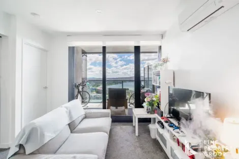2104/2 Grazier Lane, Belconnen, ACT 2617