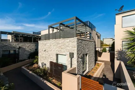 Property photo of 2/196 Beach Road Mordialloc VIC 3195