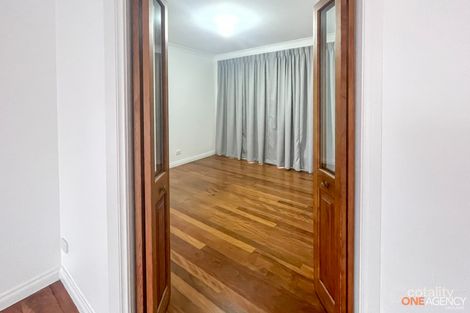 Property photo of 22 Palm Tree Crescent Caves Beach NSW 2281