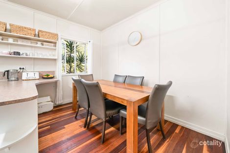 Property photo of 7 Trumpy Street Silkstone QLD 4304