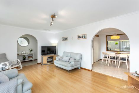 Property photo of 17 Sandler Grove Aberfoyle Park SA 5159