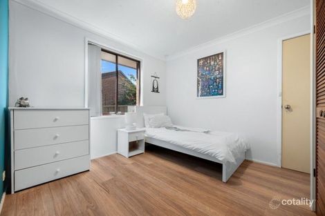 Property photo of 12 Wandoo Place Bradbury NSW 2560