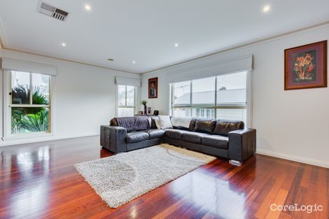 Property photo of 16 Cardinia Crescent Taylors Hill VIC 3037