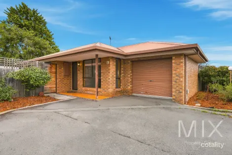 4/27 WALKER ST, SORELL, TAS 7172